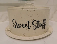 Global Amici New Maddox Metal Cake Carrier Speckled SWEET STUFF