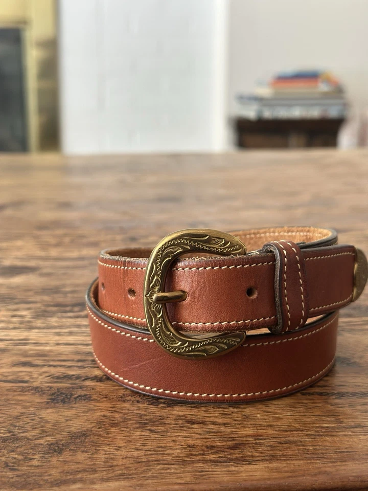 Cinturón Coach británico de colección raro de cuero tostado y latón grabado 3903 pequeño Foto 2 de 4