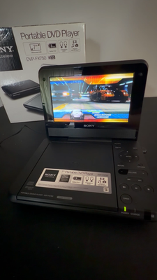 Sony DVP-FX750 Portable DVD Player with Screen (7