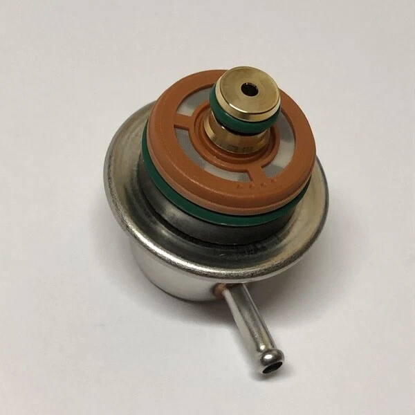 FPR for Volkswagen T3 VENTO VR6 2.8L 1/92-7/95 Fuel pressure regulator Genuine - image 3 of 4