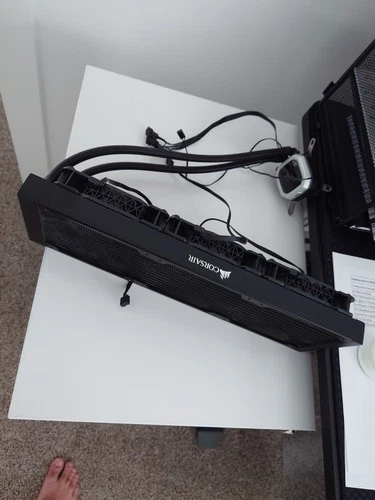 Corsair CW-9060031-WW Hydro Series H150i Pro RGB 360mm Liquid CPU Cooler