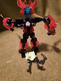 LEGO BIONICLE: Protector of Fire (70783) Looks New  Flame Swords Spider Friend