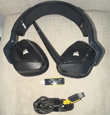 Corsair VOID Wireless Over-Ear Gaming Headset, Black, Boom Mic, USB Receiver