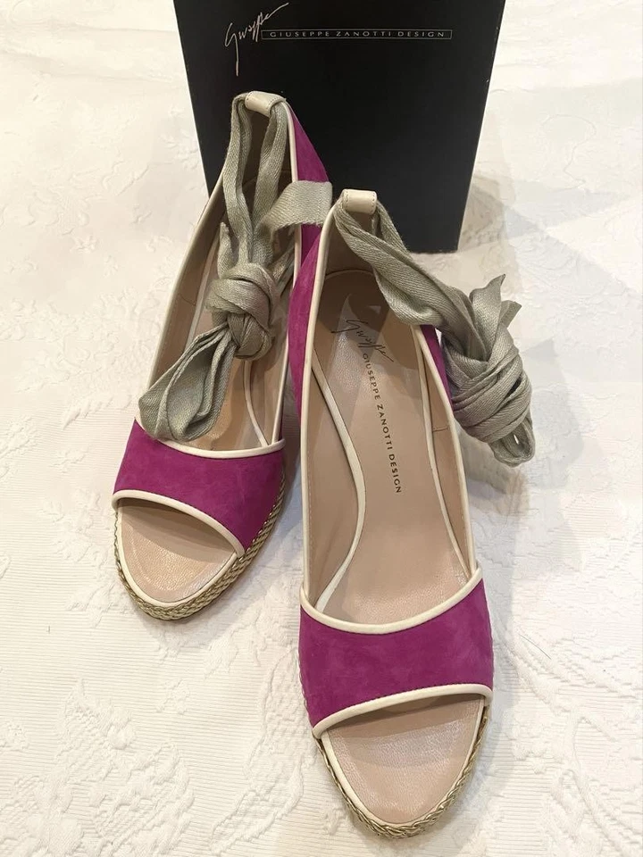 Sandalias Giuseppe Zanotti cinta al tobillo rosa suela de cuña talla 38 US8 mujeres usadas Foto 2 de 4