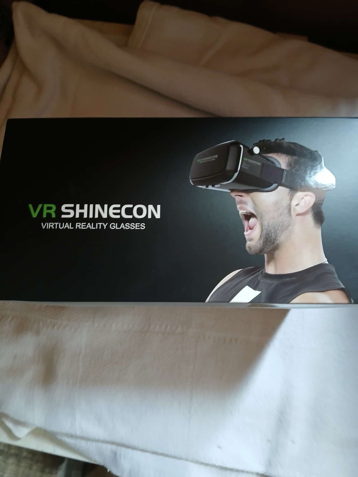 VR Shinecon Virtual Reality 3D Headset Pre-owned