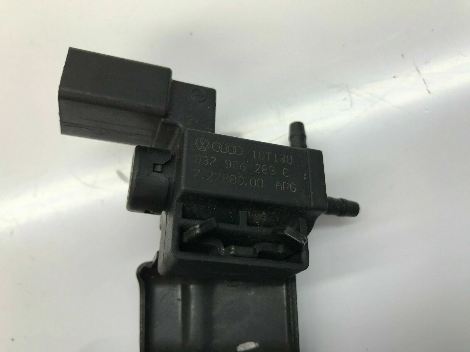 LAMBORGHINI GALLARDO LP560 570 AVENTADOR SOLENOID VALVE OEM 037906283C