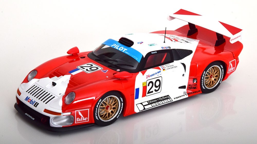 PORSCHE 911 GT1 LE MANS 1997 1/18 SCALE DIECAST MODEL CAR BY WERKS