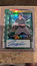 RALPHY VELAZQUEZ 2023 Leaf Eclectic Valiant Effort Green Prismatic Auto 3/5
