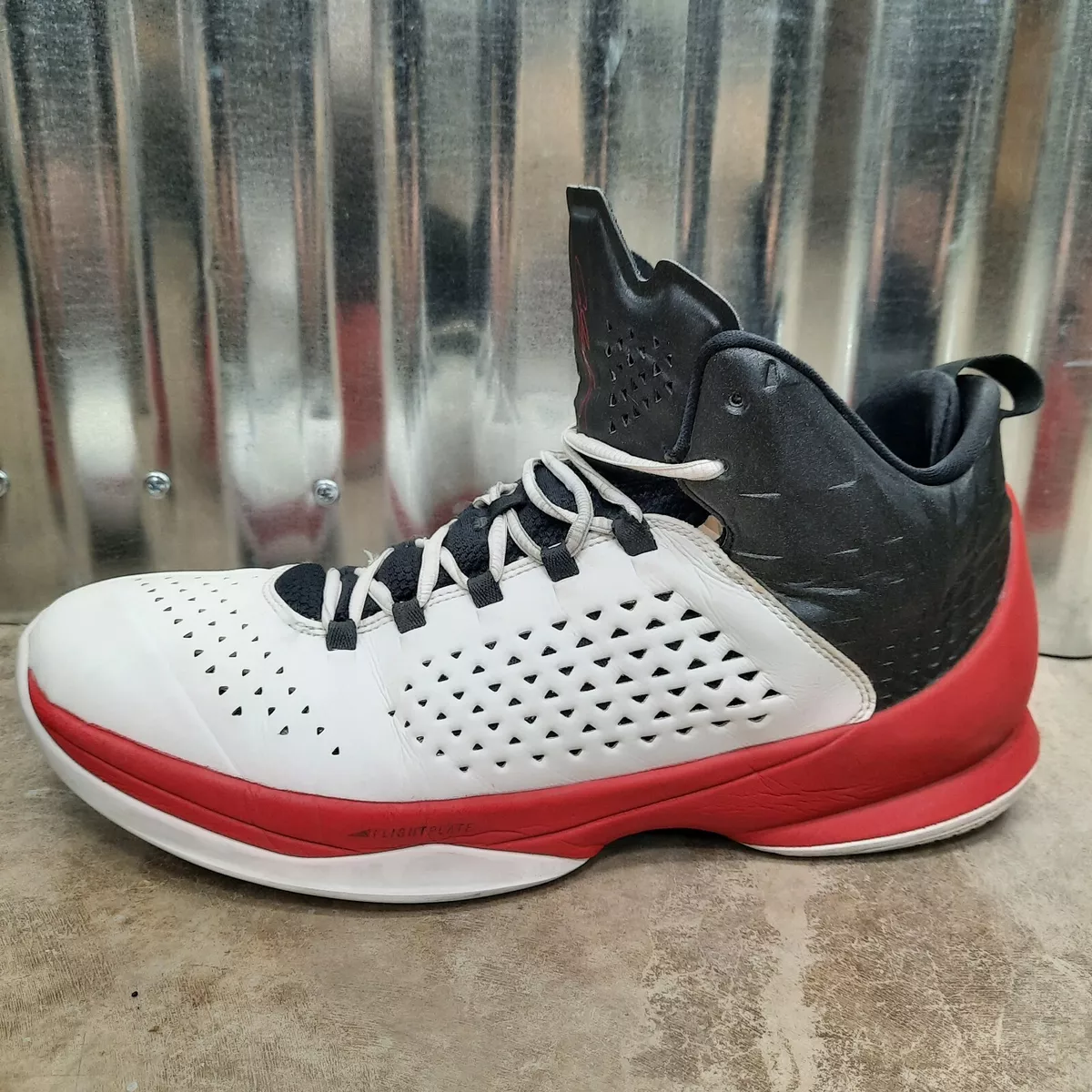 2014 Nike Air Jordan Melo M11 White Black Gym Red 716227 101 Men s Size 12.5