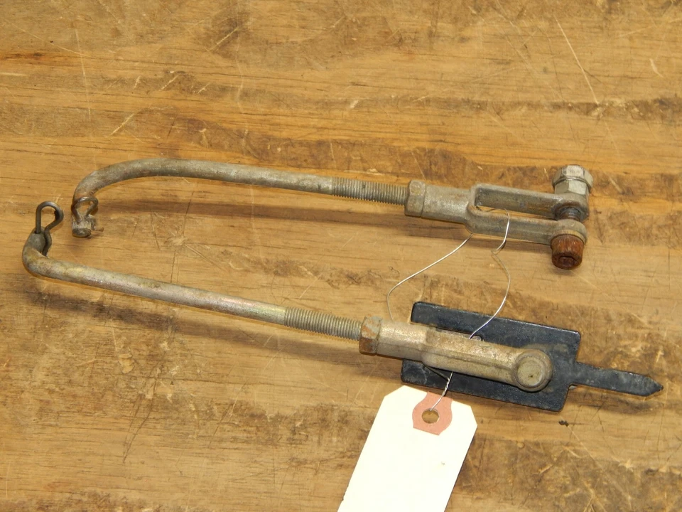 Bobcat 942203 ZT200 Cortacésped de giro cero - Varillas de control de velocidad superior 33213 Foto 3 de 4