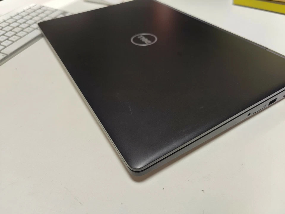 Dell Precision 3520 Xeon E3-1505M V6 3.0GHz 24GB DDR4 512GB SSD Quadro M620 - Image 4 of 4