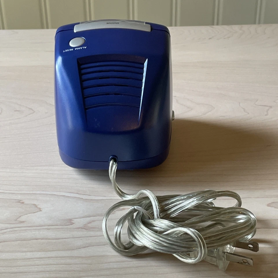 Vintage 90s Timex iMac Alarm Clock T-104L Apple Computer Style Blue *NEW* - Image 3 of 4