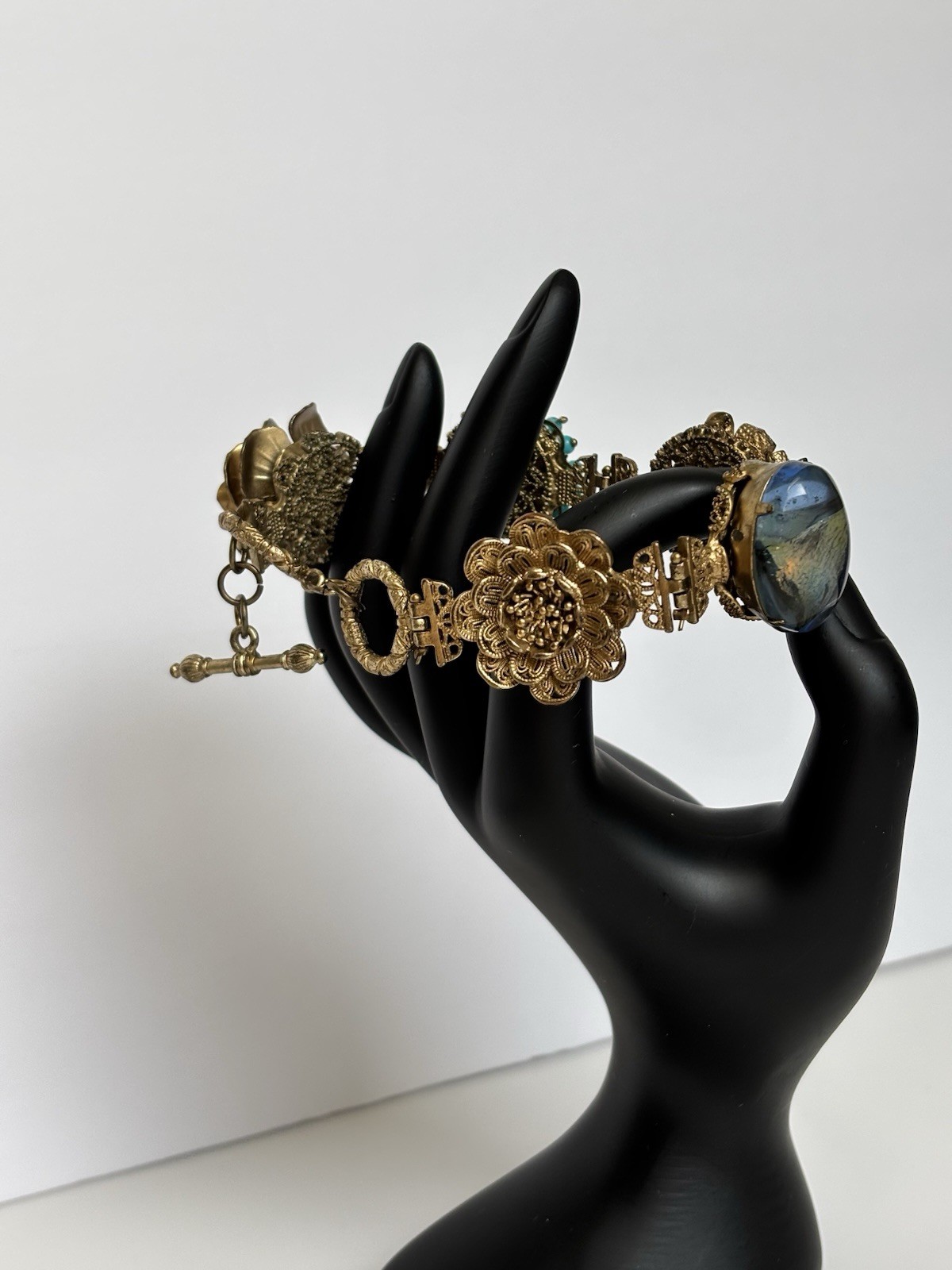BOHO Dimensional Bold Flowers Design Filigree Pan… - image 5