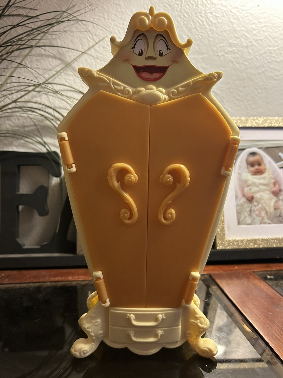 Beauty And The Beast Belle’s Wardrobe Armoire Disney Hasbro 2021