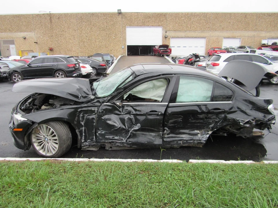 CAIXA DE LUVAS 12 13 14 15 16 17 18 BMW 328 SERIES - Imagem 2 de 4