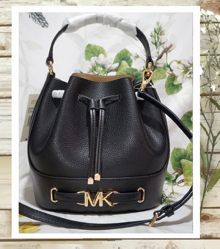NWT Michael Kors Reed Medium Belt Bucket Crossbody Handbag In BLACK Leather Gold
