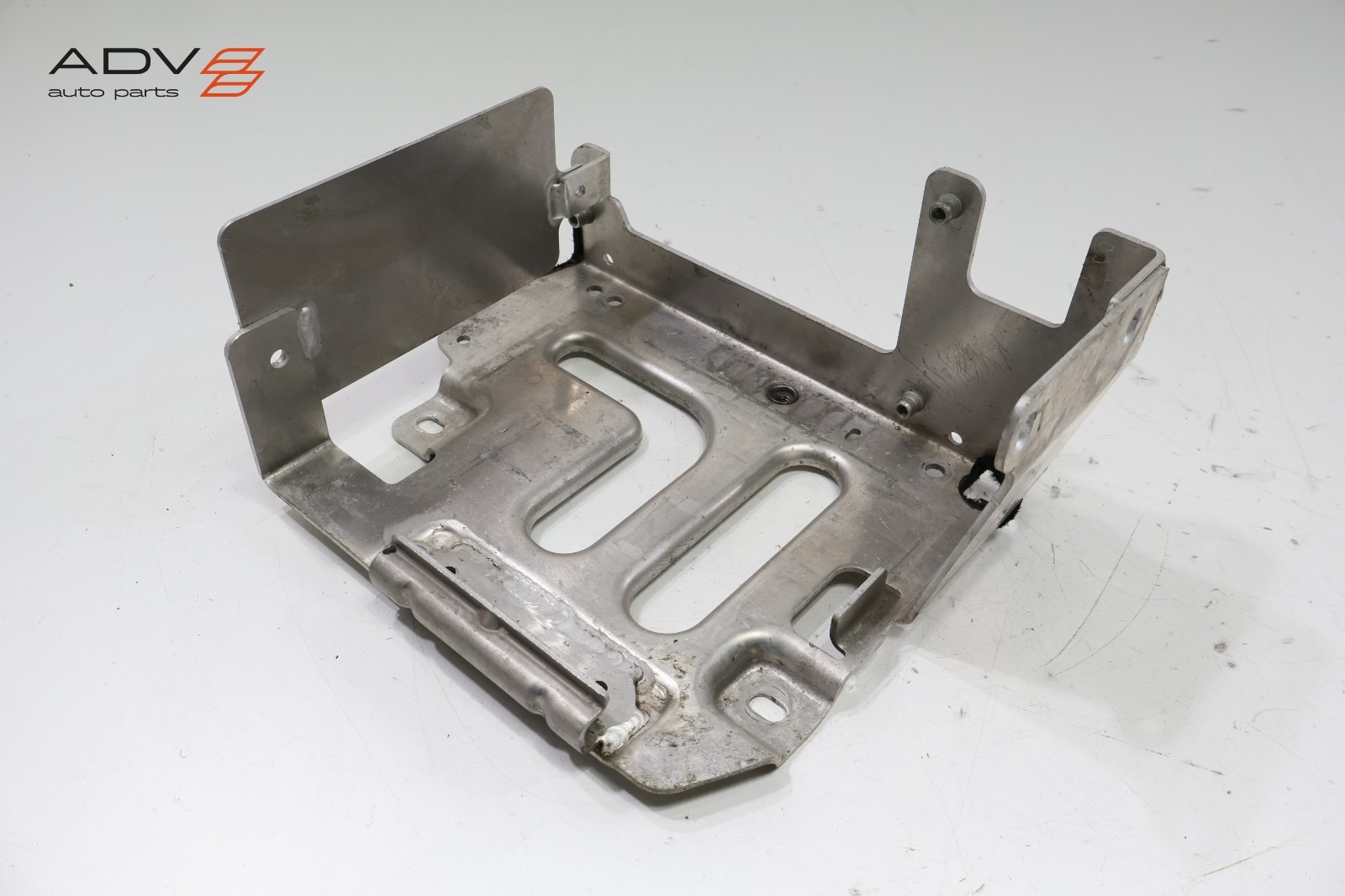 2016 - 2017 BMW i8 I12 BATTERY TRAY HOUSING BOX SUPPORT MOUNT BRACKET OEM
