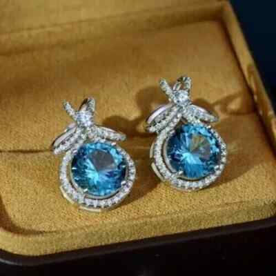 2,15 ct runde Laborgefertigte Aquamarin und CZ Halo Schleife Ohrstecker in 925 Silber