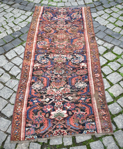 Fabulous Antique Caucasian Rug 31'' x 70'' Caucasian Collector's Fragment Carpet - Picture 3 of 12