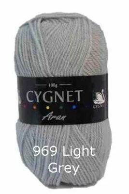 Cygnet Aran 969 hellgrau 100g Wolle Garn