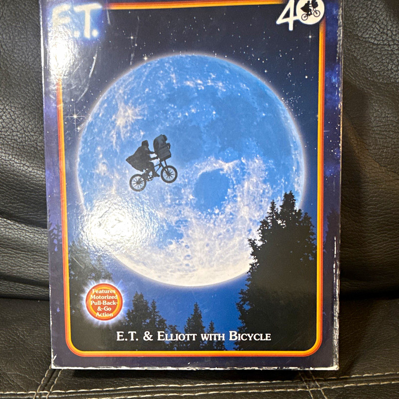 E.T. the Extra-Terrestrial Boxed Figure Set - E.T. & Elliott Bicycle, Motorized