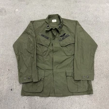 Vintage Vietnam Ripstop Slant Pocket Army Jungle Jacket Size Medium Short NOS