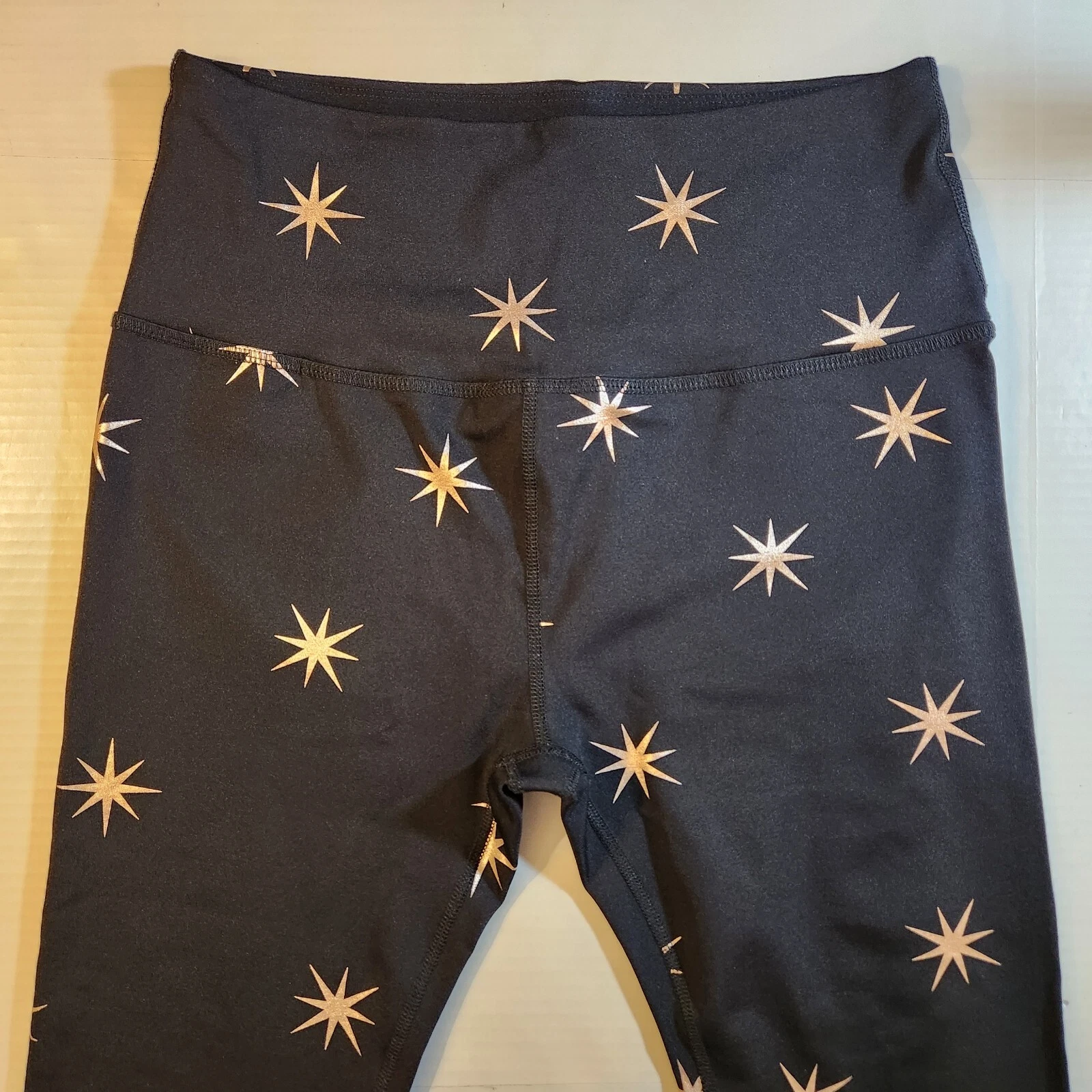 beyond-yoga north star high waisted star midi leggings