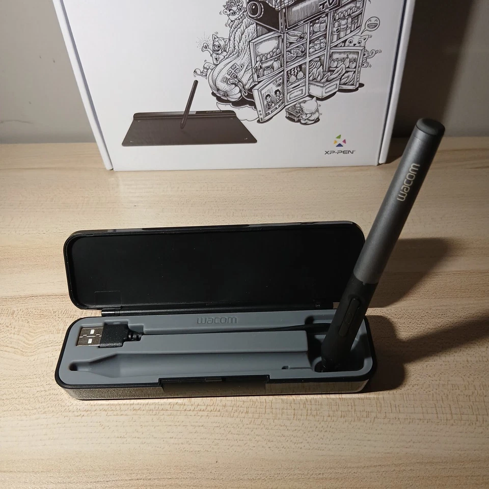 Wacom Intuos Stylus Pen CS-600 With Case And USB Cable + Star G640 Drawing Pad - Image 2 of 4