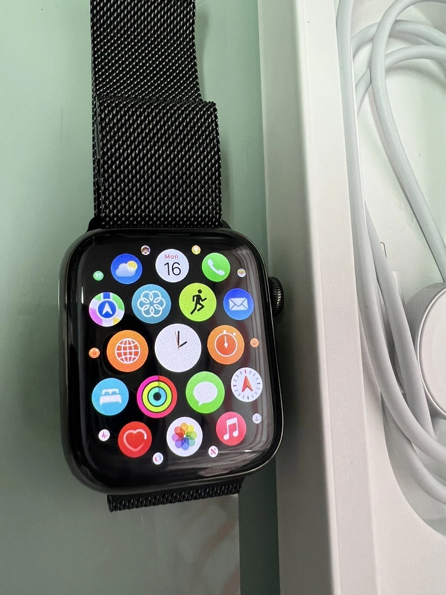 Apple Watch Series 6 44mm (GPS + Cellular) stainless steel Case