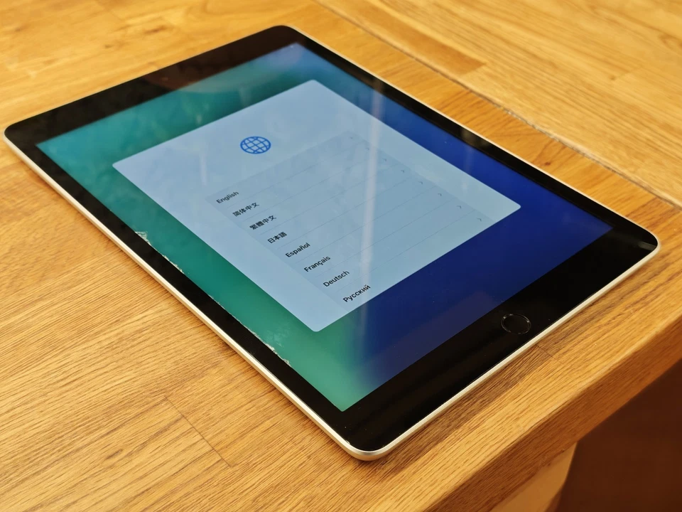 Apple iPad (9th generation) · 64GB · Wi-Fi, foto 4 di 5