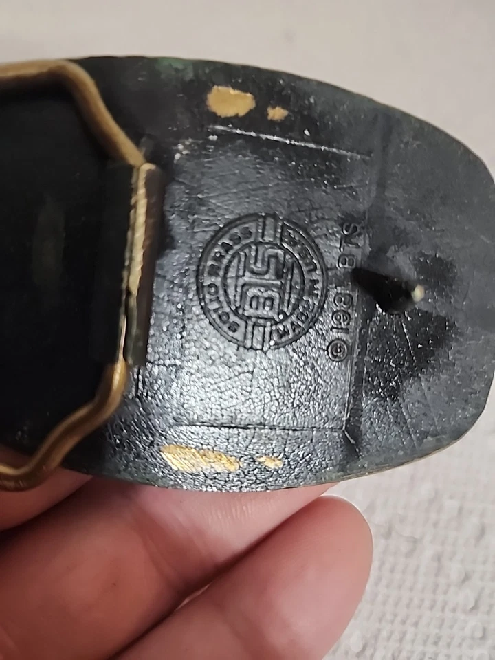 Fivela de cinto vintage HOWMET AEROSPACE latão amarelo sólido por BTS feita nos EUA  - Imagem 3 de 4