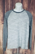 Men  s Small Sweater Gray Long Sleeves Medium Weight Crew Neck Soft