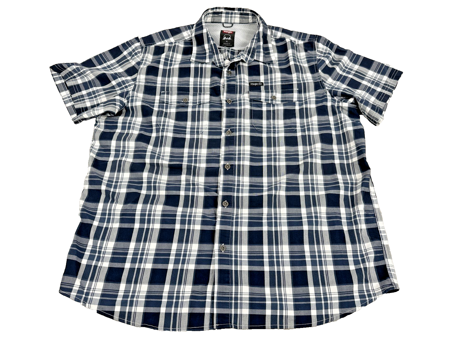 Wrangler Men's XL Plaid Button Up Shirt Blue Multicolor Short Sleeve Casual.