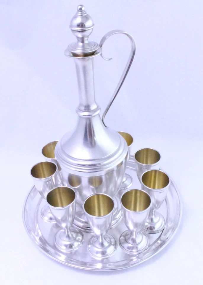 Juego de cordiales y platos decantadores de plata rusos 875 y 916 Foto 2 de 4