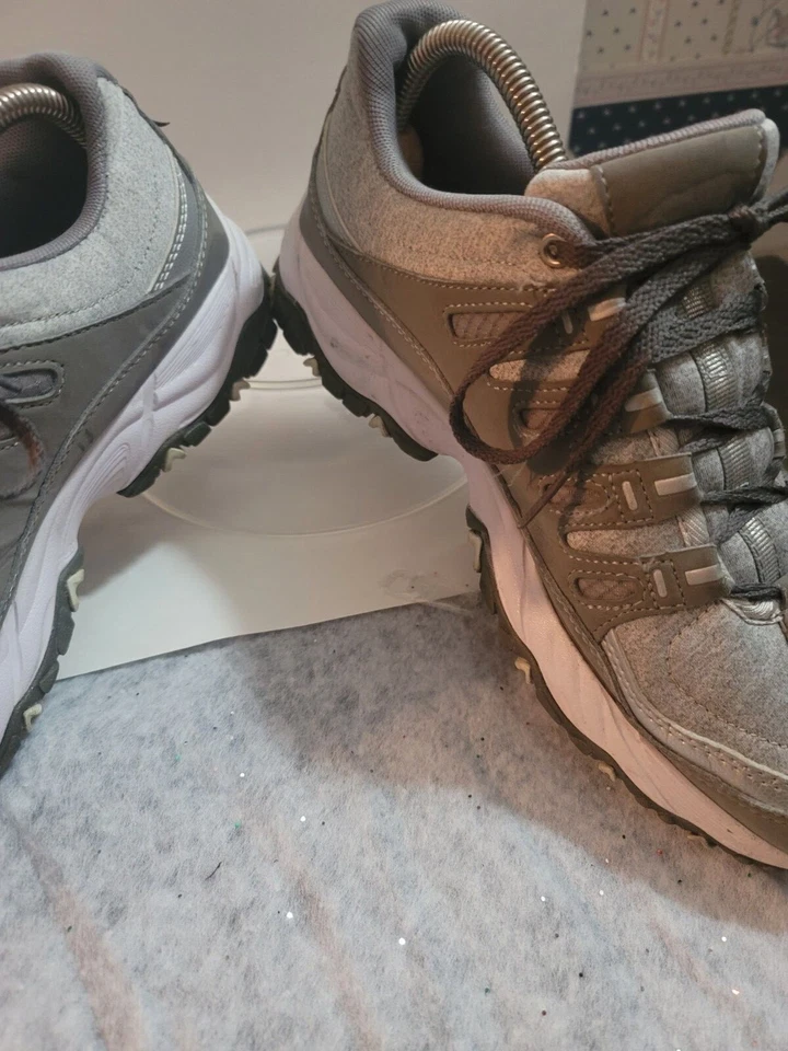 Zapatillas deportivas cruzadas para correr AVIA para mujer talla 8,5 plateadas/grises blancas espuma viscoelástica Foto 4 de 4