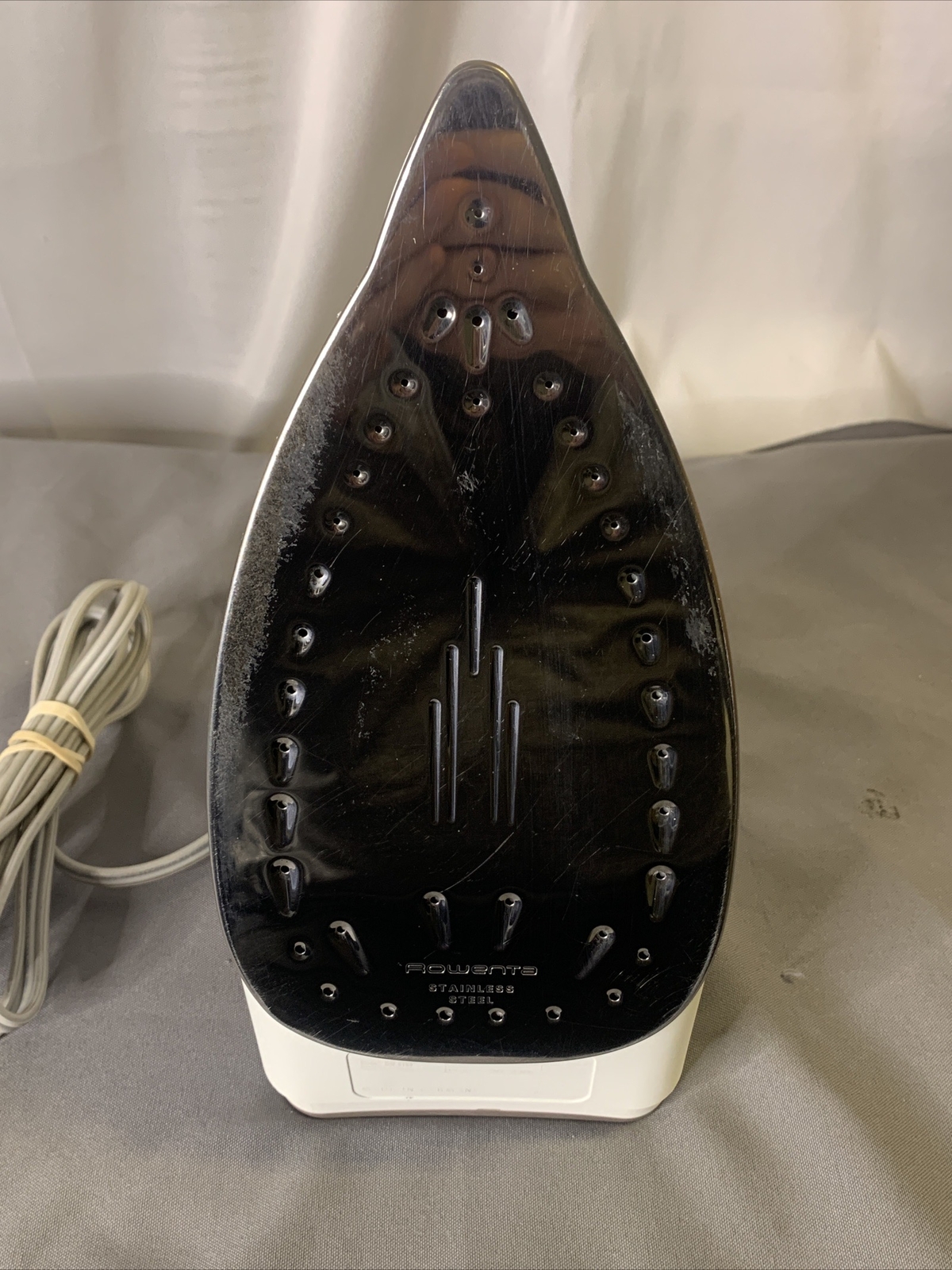 Rowenta DW9150 Master Steam Iron Auto Shut Off with Stainless Steel Soleplate
