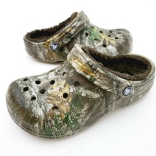 camo winter crocs