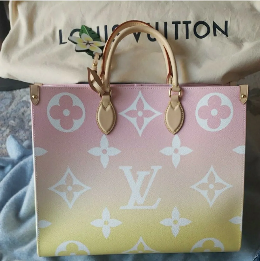 Daily Pouch Monogram Canvas  Wallets and Small Leather Goods  LOUIS  VUITTON