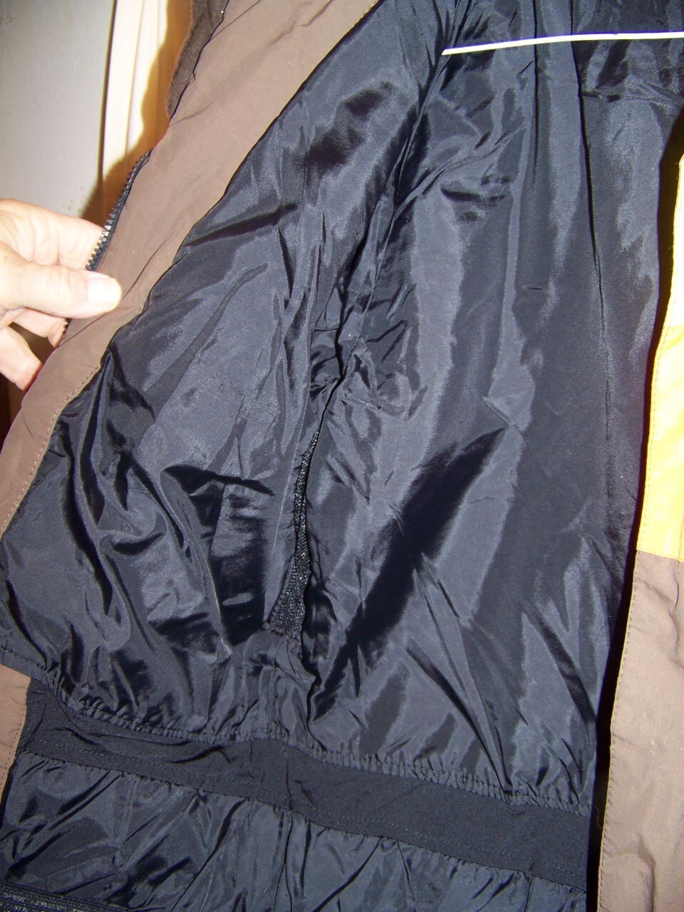 Picture 4 of 6