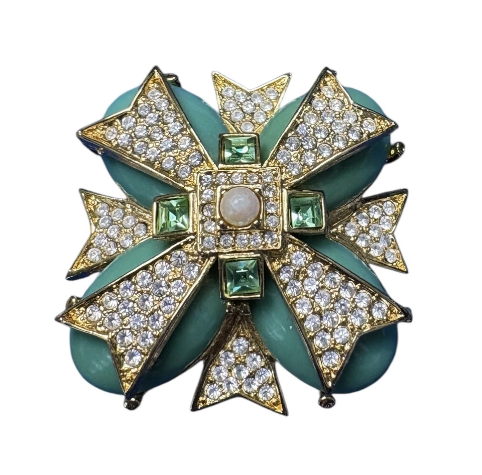 Joan Rivers Maltese Cross Brooch Green Rhinestone Gold Tone Estate Boxed - Image 2 of 4