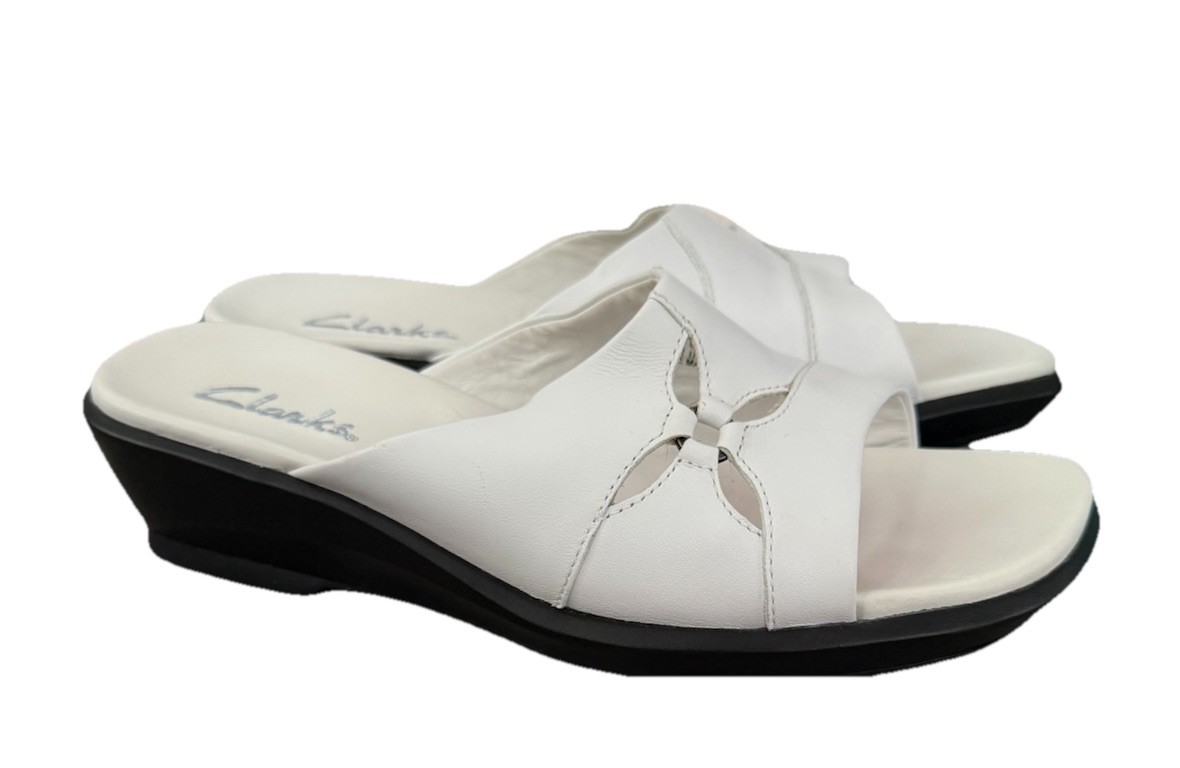 Clarks Size 9 Women’s White Wedge Sandals Leather Shoes Summer *FT