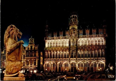 Vintage Belgium Brussels Town Square King's House Vintage Postcard