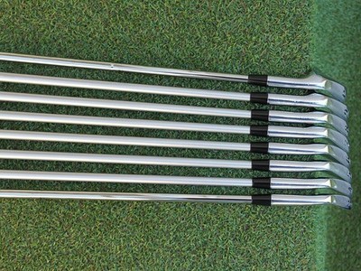 Titleist 680 Forged Muscle Back Iron Set 3-PW 8pc Fujikura