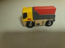 Brio World Wooden Railway Train Yellow Dump Truck  Red Magnetic Cargo