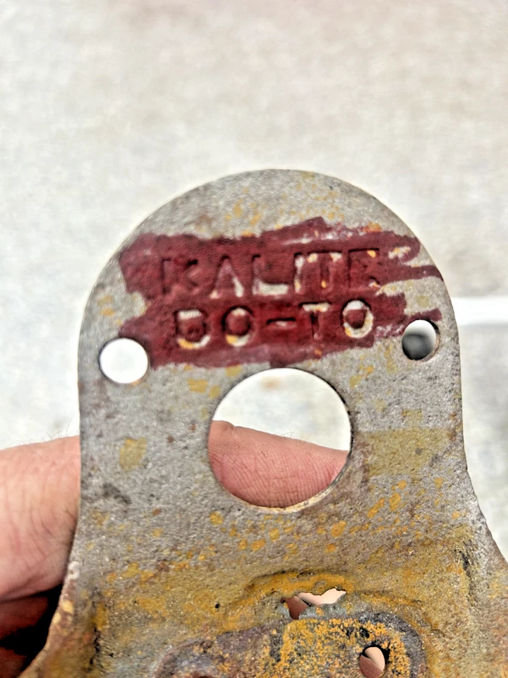 Plymouth PT50 1937 camioneta montaje de matrícula trasera Kalite Do-To Foto 2 de 4