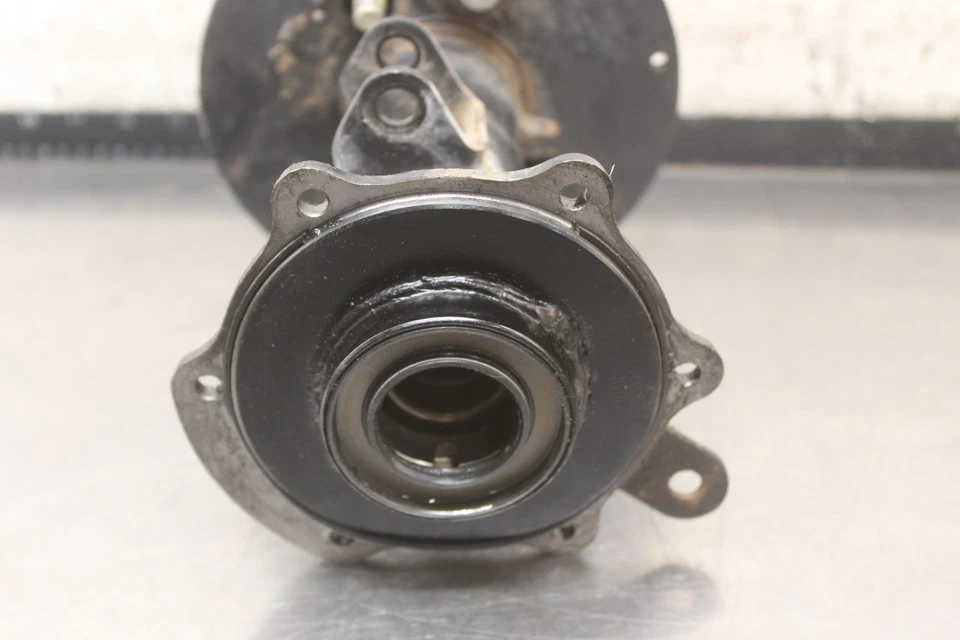 Yamaha Badger 80 YFM80 1995 eje trasero tubo portador Z813 Foto 2 de 4