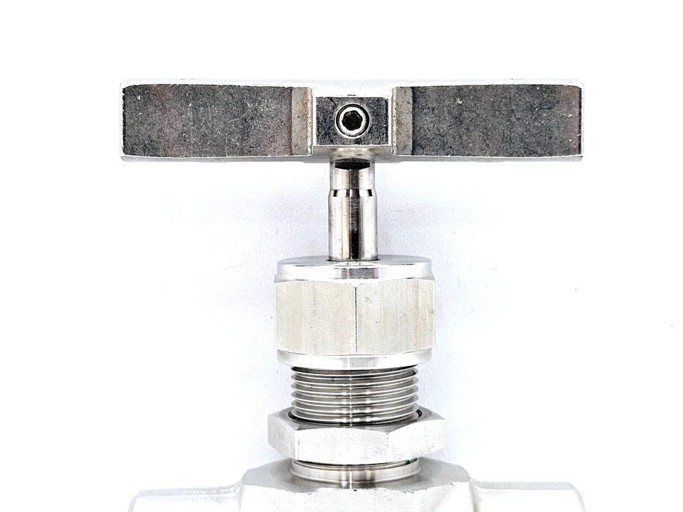 HY-LOK NV4F-6N-R NEEDLE VALVE 316 STAINLESS STEEL - Image 2 of 4