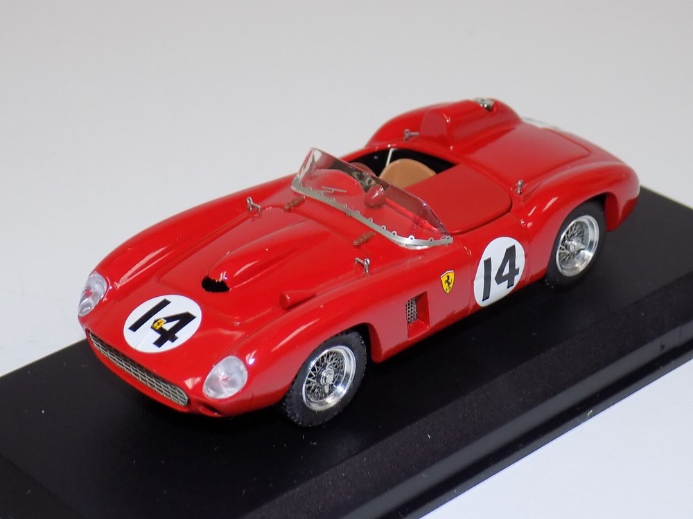 1/43 Art Model Ferrari 290 MM   Car #14  From 1957 12 H of Sebring  ART064