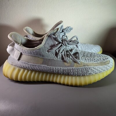 Size 10.5 - adidas Yeezy Boost 350 V2 2018 Low Static Non-Reflective