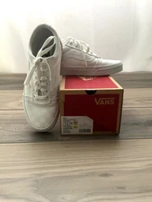 Vans “Off the Wall’ Ward Checkerboard white/white size 7M  239 60 67